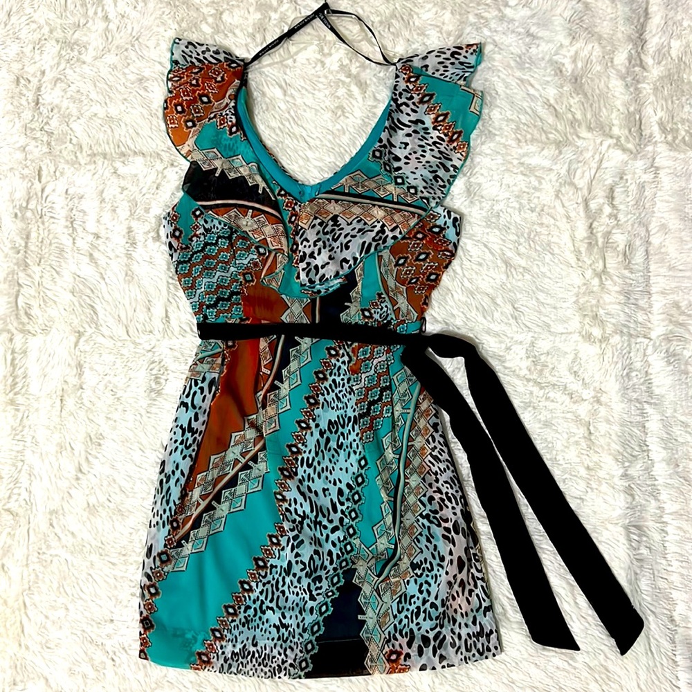 Bisou Bisou mini dress size 8, New, ties at waist